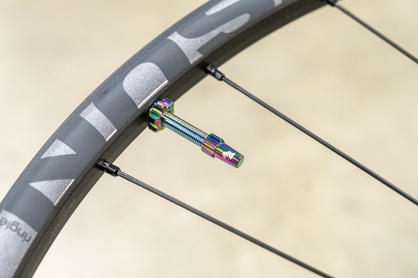 Wolf Tooth Tubeless Presta Valve Stem Kit